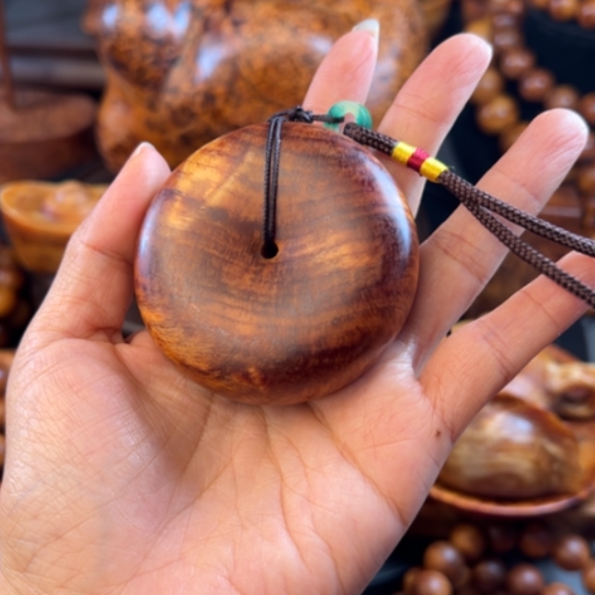 【闪购商品】松木（琥珀木）把件