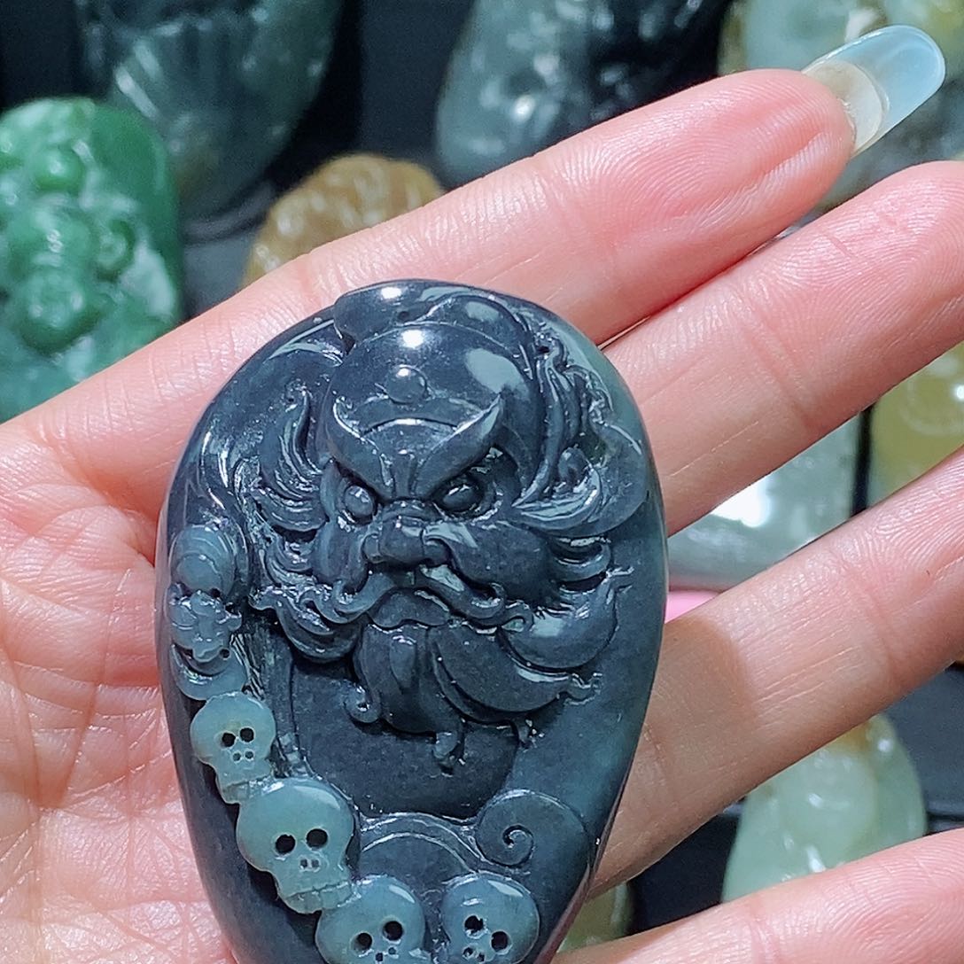 和田玉颈饰未镶嵌小***可