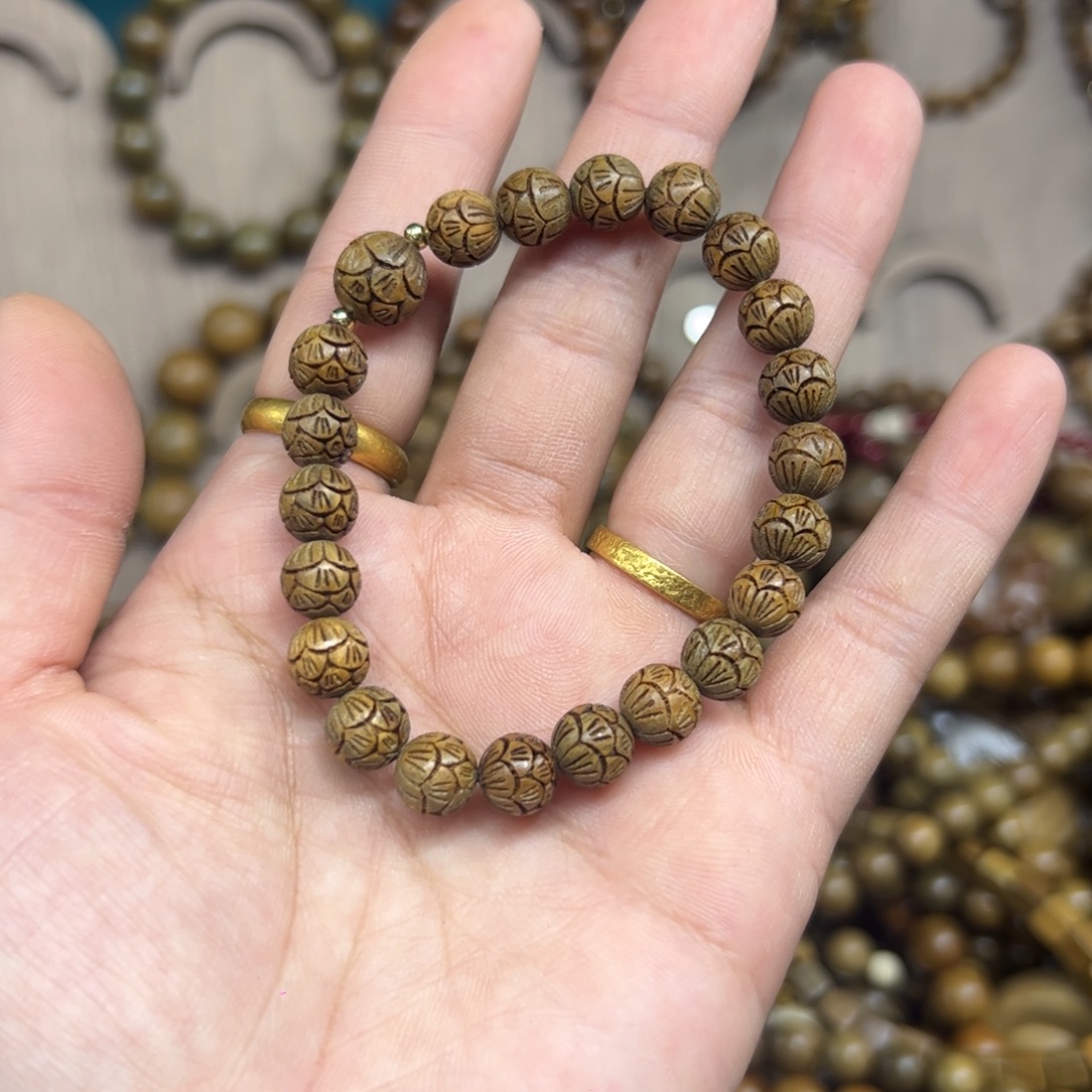 维腊木（绿檀）无事牌