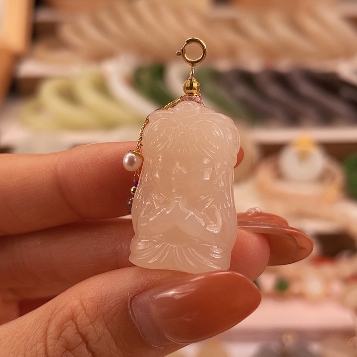 和田玉吊坠(不含链)18K金镶嵌