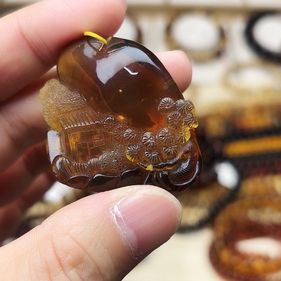 安***逸琥珀未镶嵌裸石大