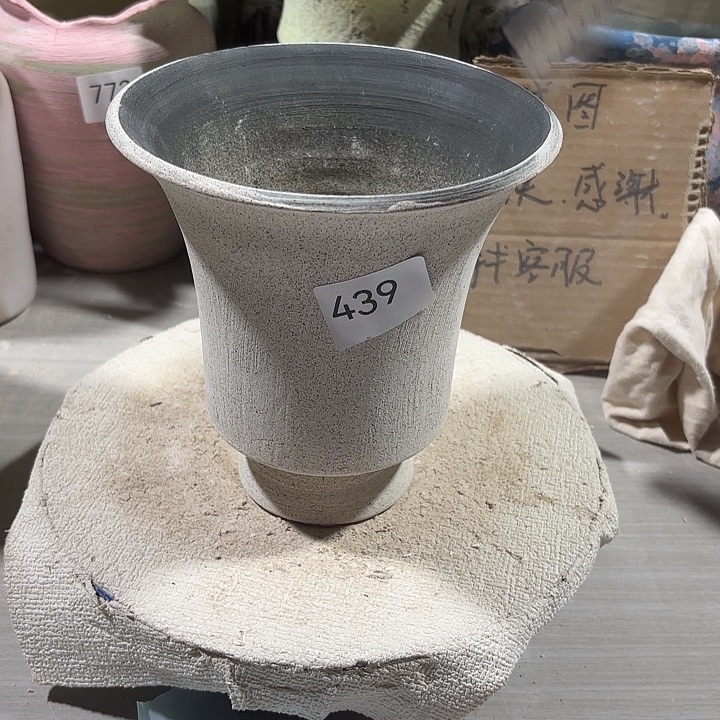 陶摆件高17，外口15.5，有孔，439