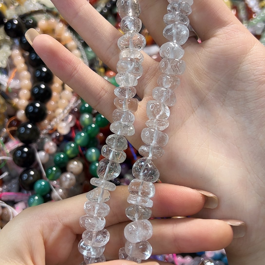 玛瑙/玉髓未镶嵌珠宝半成品卡11左右浅茶晶一条