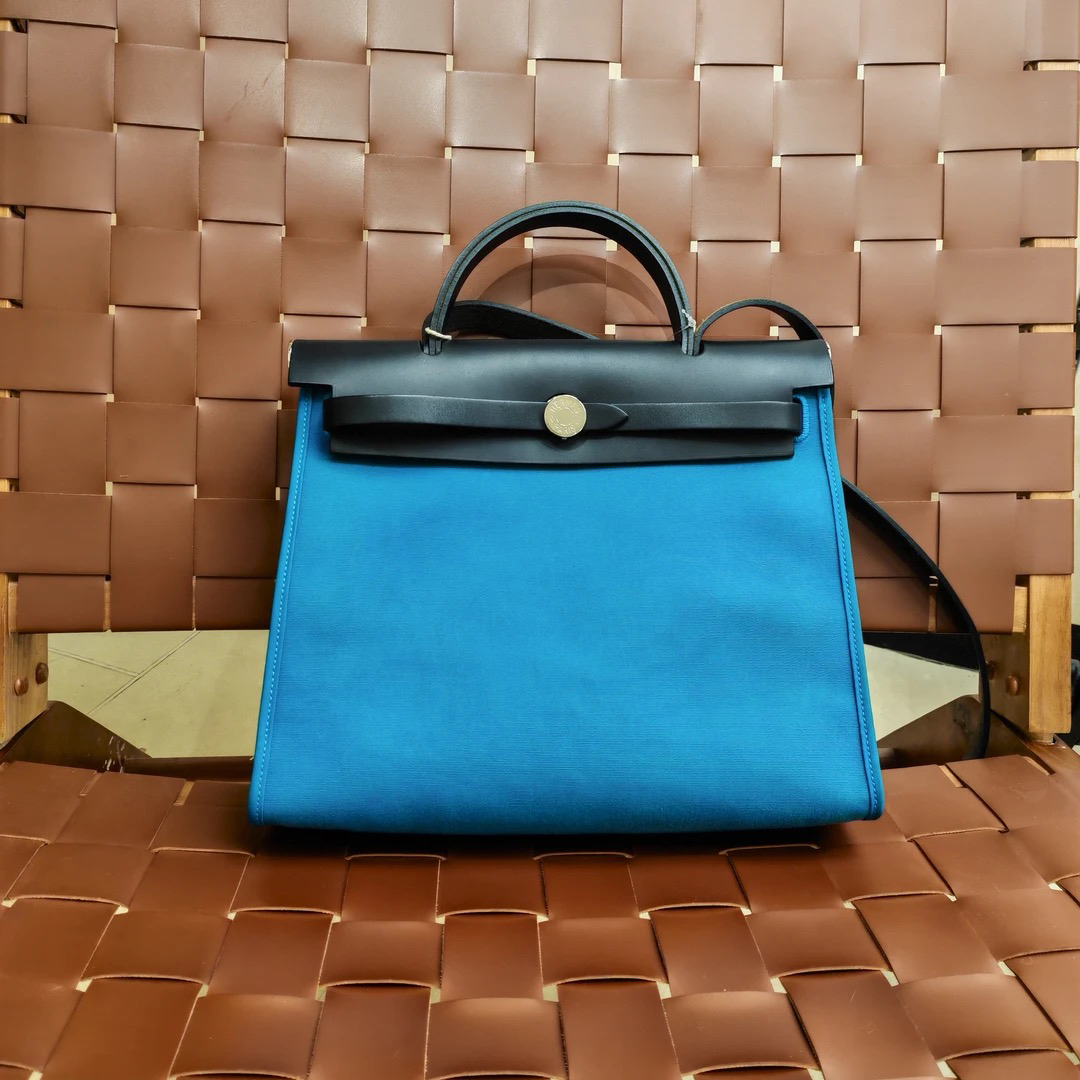 99新 Hermes/爱马仕 99新 Herbag 31外缝手提斜挎包黑盖深蓝