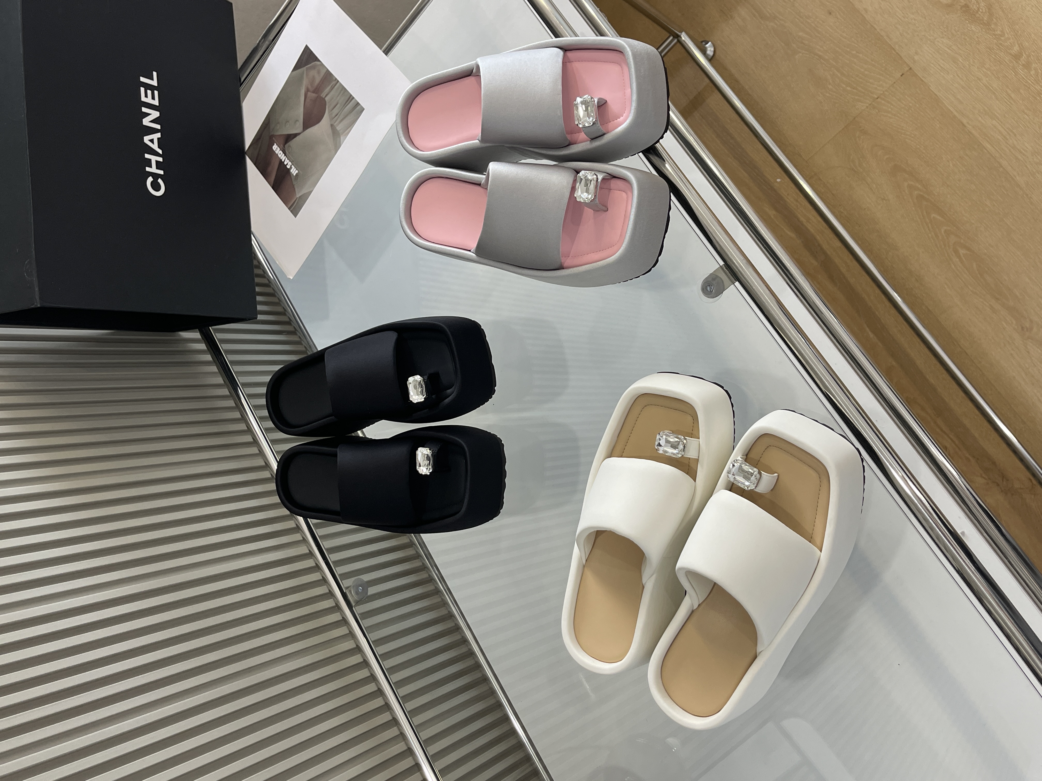 【茶茶】2025夏季新款厚底一字带增高女夏季外穿8CM沙滩凉拖鞋女