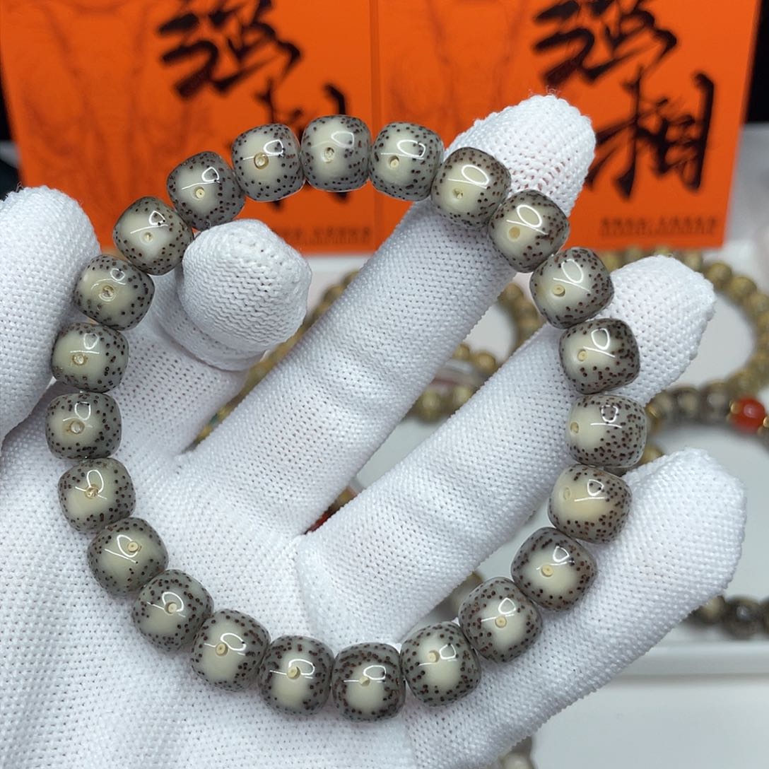 星月菩提手串10。10/9绿幽灵黄金瞳超级大眼