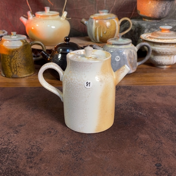 景德镇柴烧中白小壶91