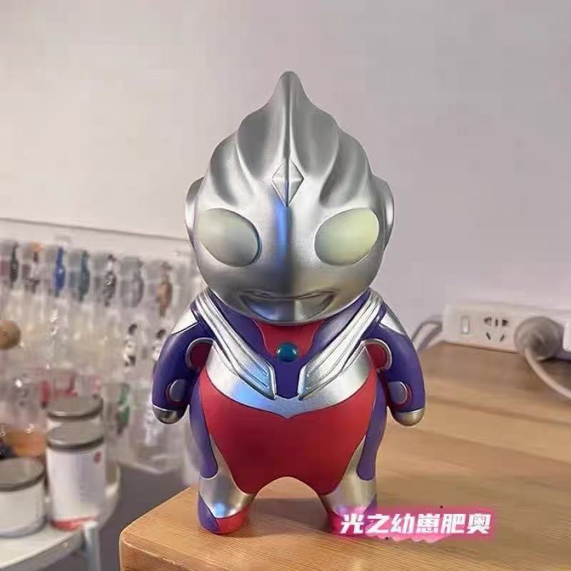 超Q版23cm肥宅迪迦奥特曼光之幼崽卡通手办可作桌面摆件