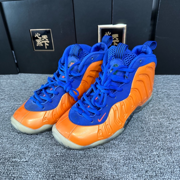 99新 YSL/圣罗兰 耐克女士中帮球鞋36码