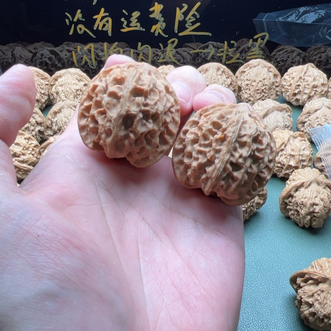 核桃把件37全品无药小苹果