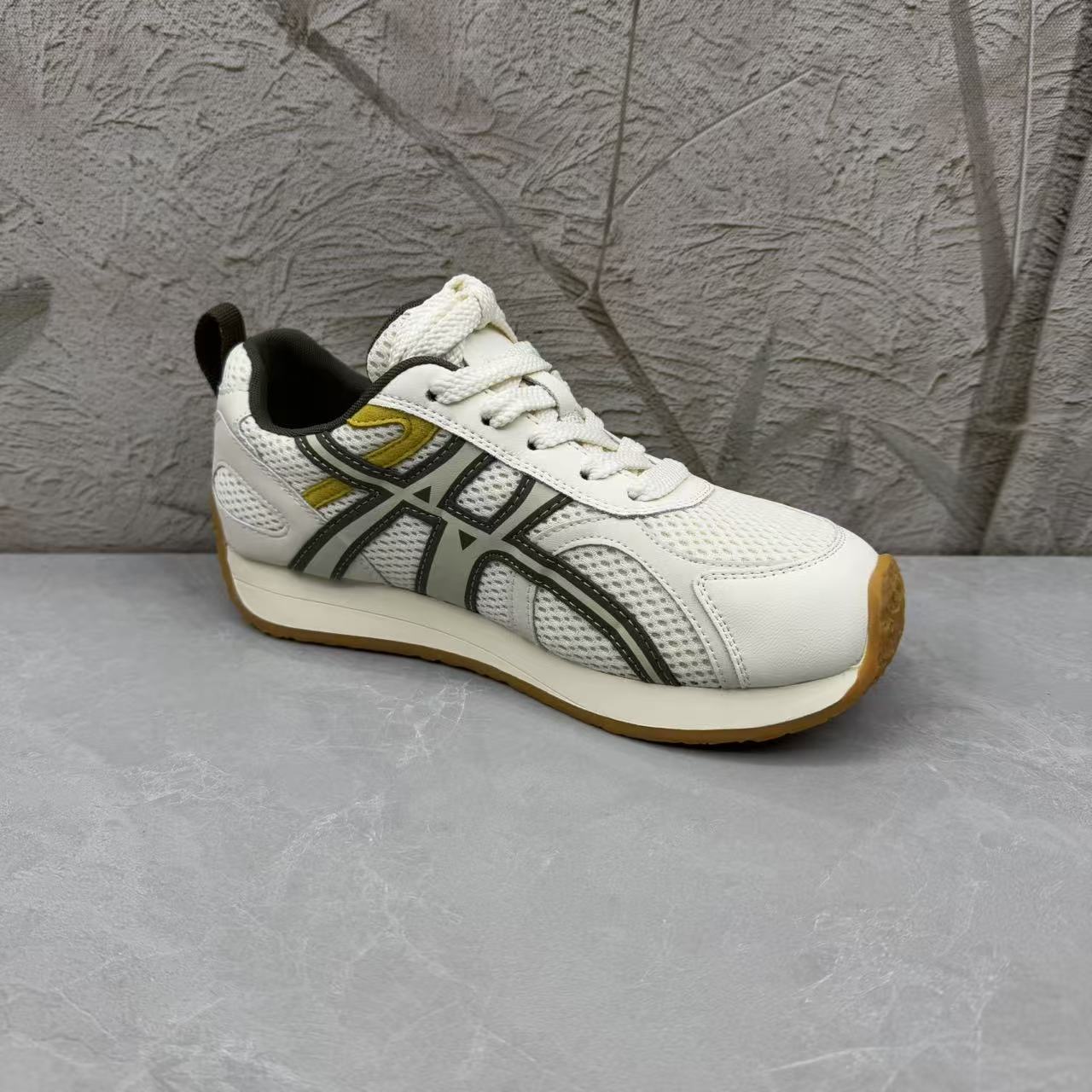 休闲鞋女    138-6