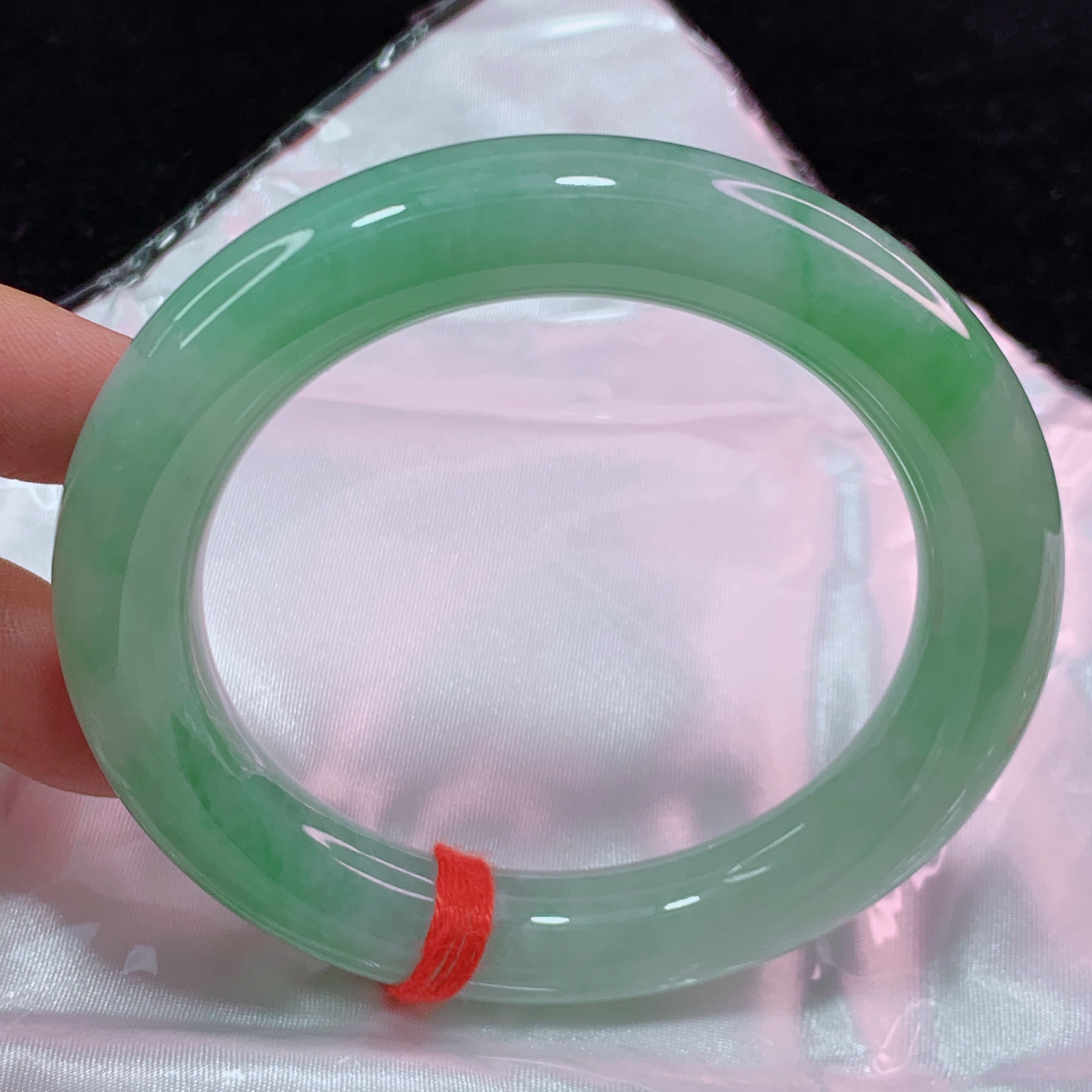 缅甸天然A货翡翠手镯冰透起光起胶高品质冰绿大胖圆条5859圈口