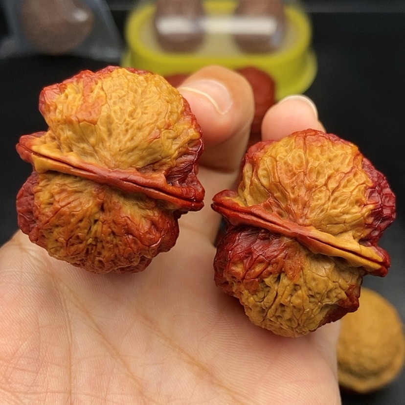 【闪购商品】把件文玩核桃38尺饕餮金蟾51克