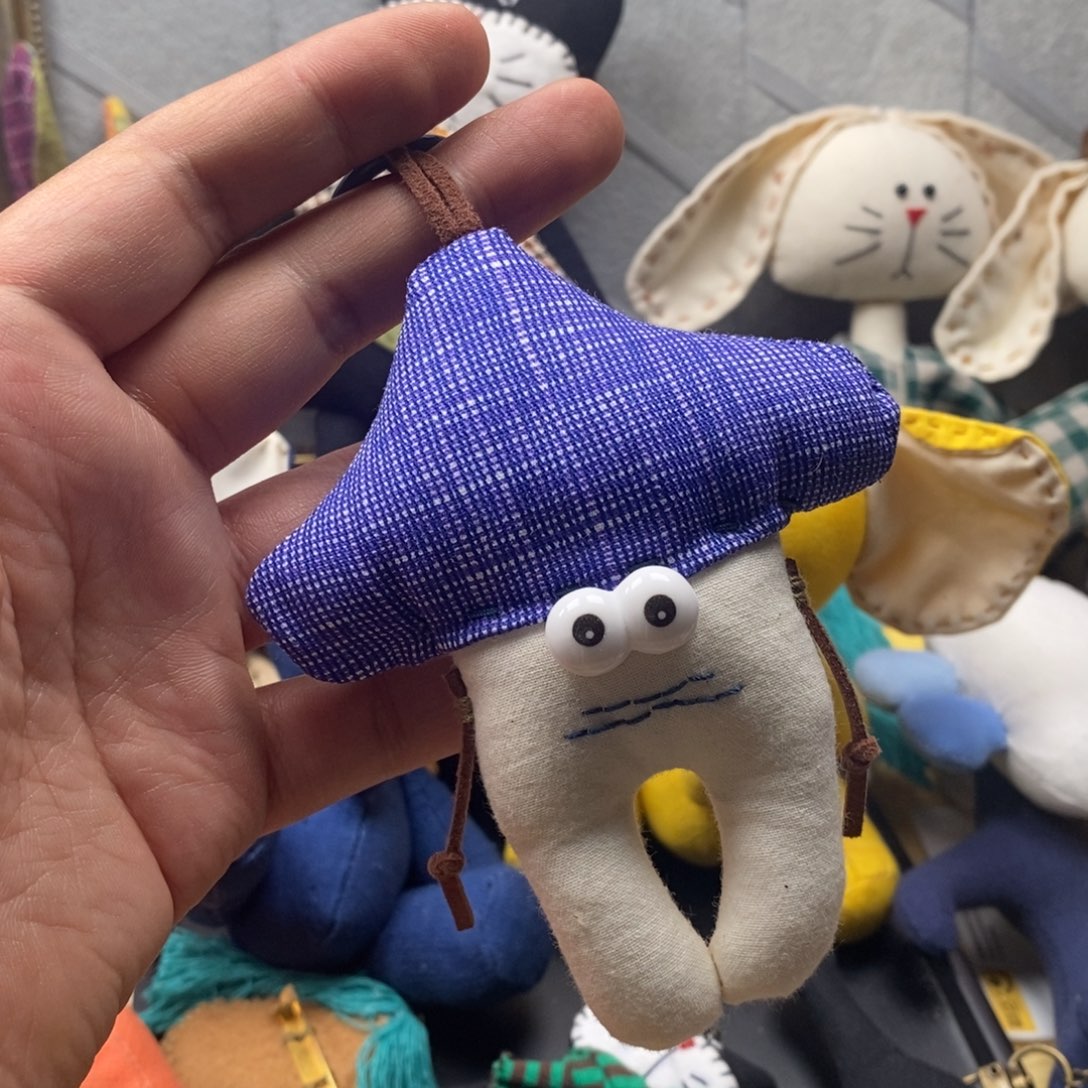 亚麻棉陈的蘑菇的