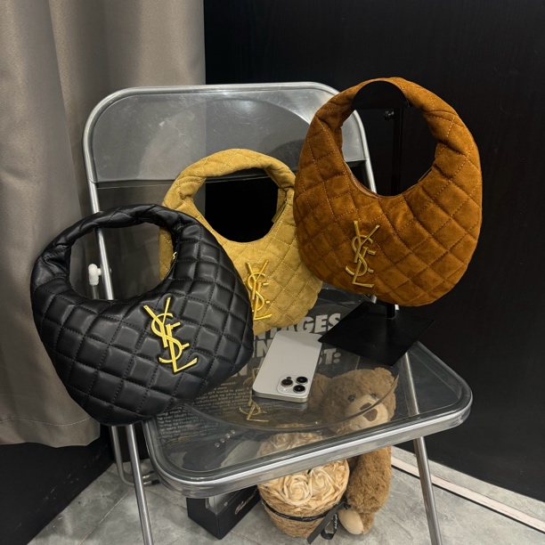 【云云】轻奢形状水饺形手提包腋下字母小众欧美复古单肩