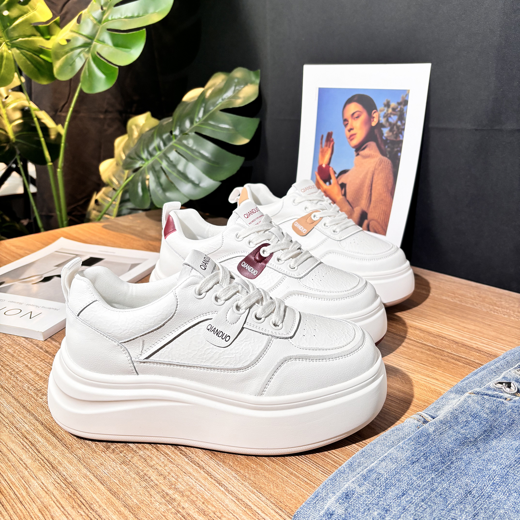 【7公分】2025春季新款前系带简约小白鞋厚底板鞋时尚运动休闲鞋子