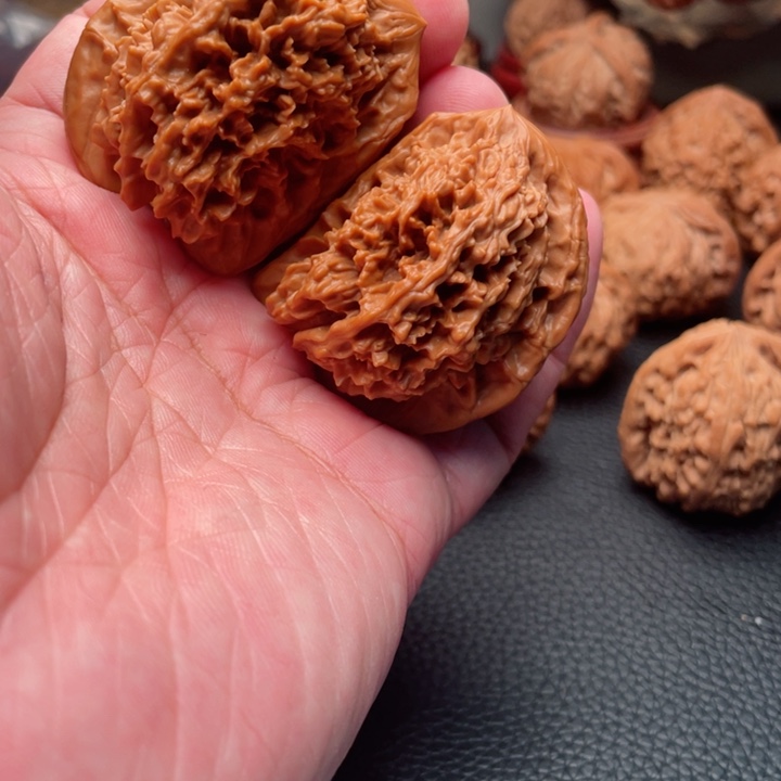 文玩核桃把件68满天星半壁江山