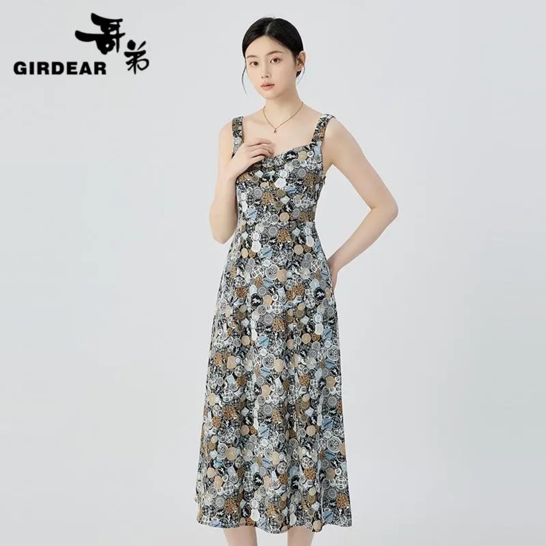 哥弟夏季桃心领吊带碎花裙子连衣裙印花修身收腰复古长款150028