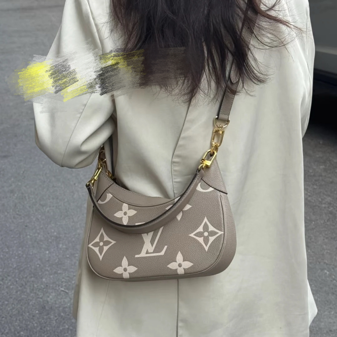 99新 LouisVuitton/路易威登 99新-Bagatelle腋下压纹老花牛角包