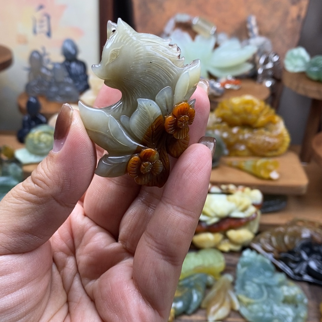 蛇纹石玉未镶嵌吊坠(赠链)