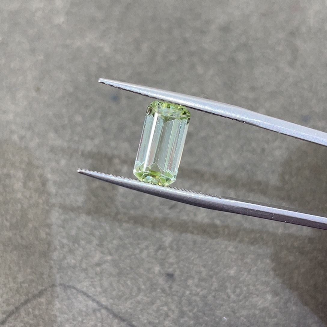 碧玺裸石未镶嵌碧玺裸石2.99ct