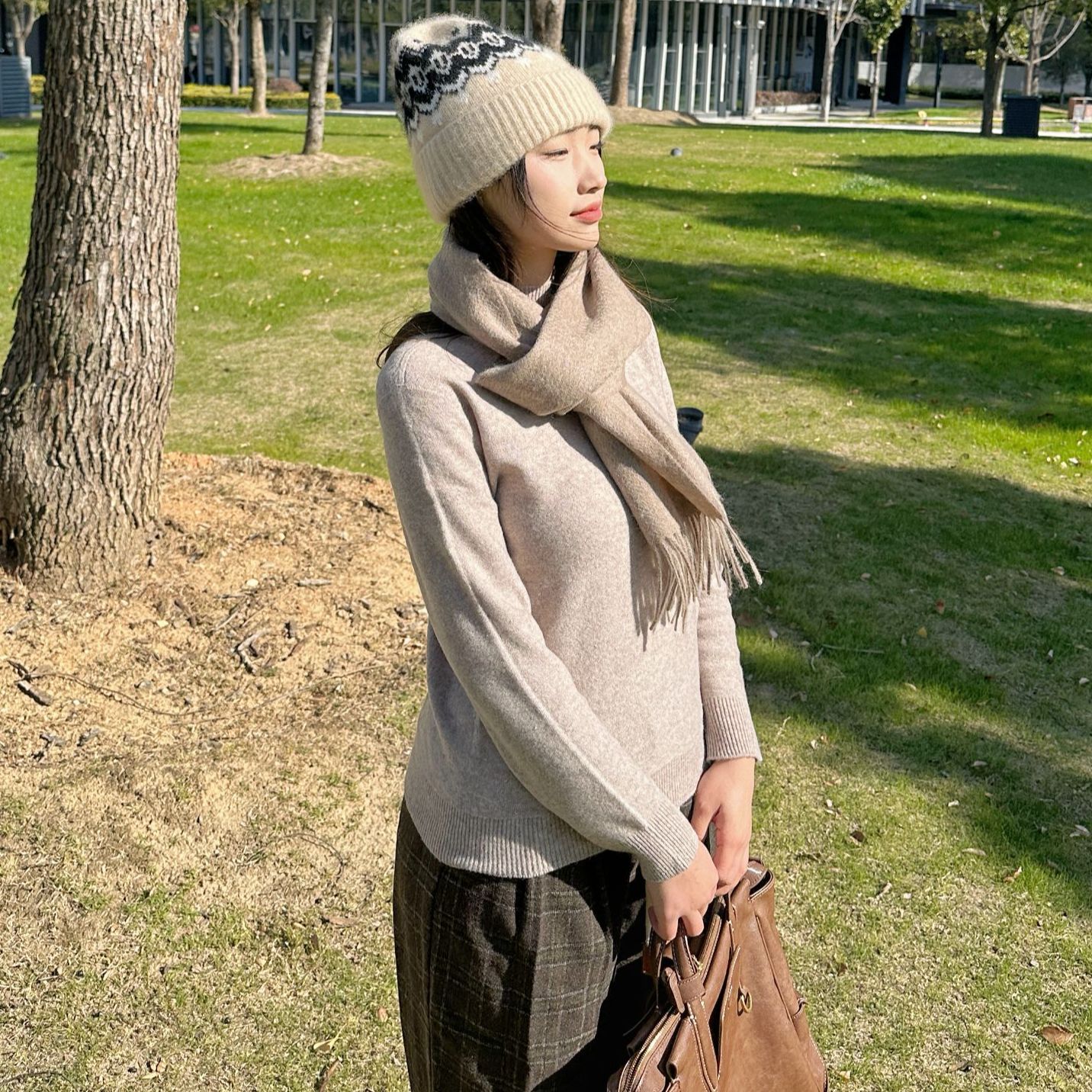 【亮晶晶】女式纯羊毛中高领毛衣-T669641