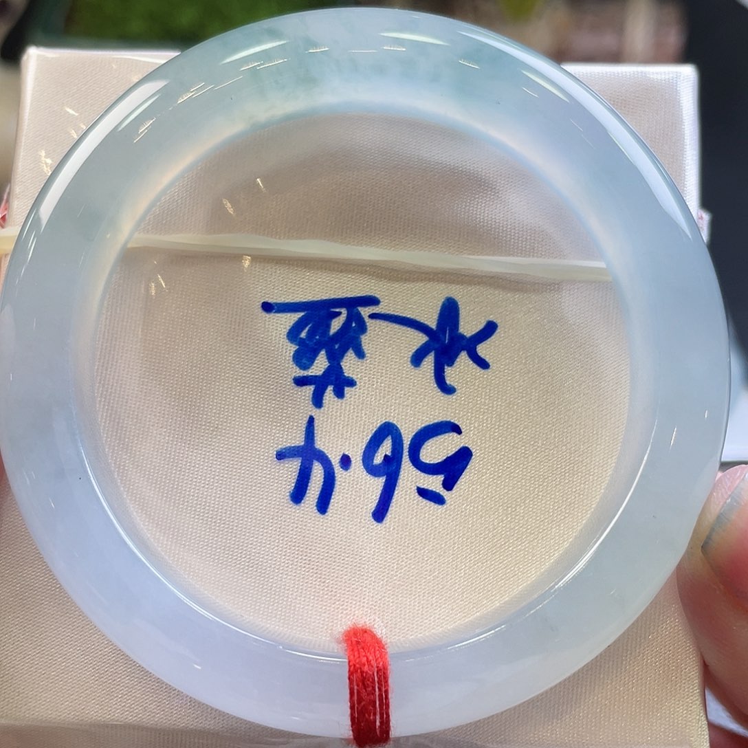 翡翠手镯未镶嵌?***华4号
