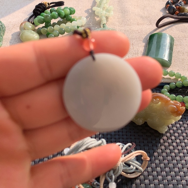 翡翠未镶嵌颈饰翡翠挂件