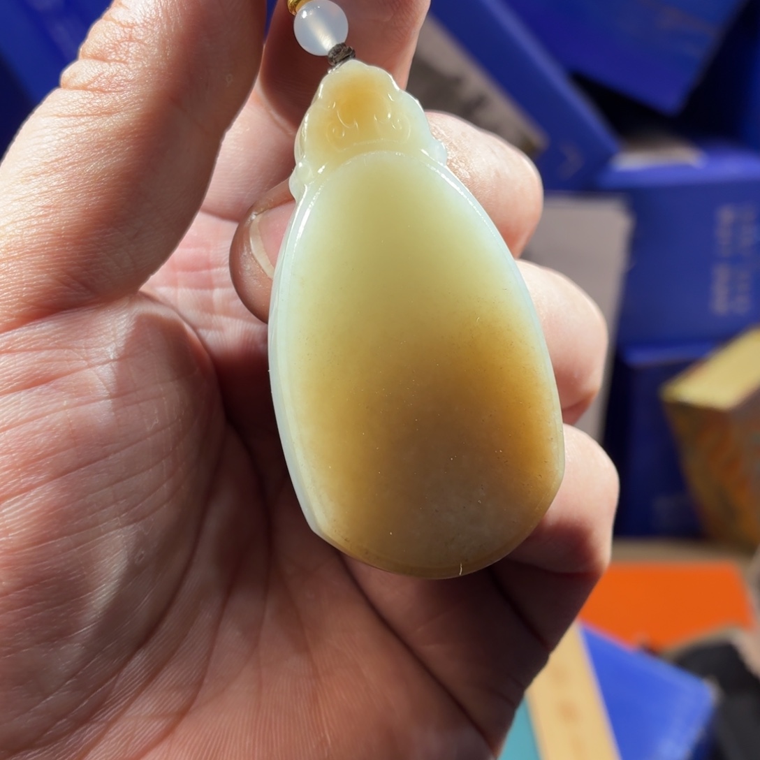 和田玉（糖玉）未镶嵌颈饰