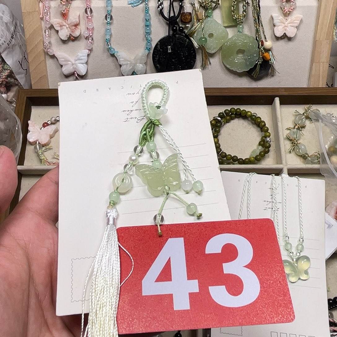 蛇纹石玉合金颈饰