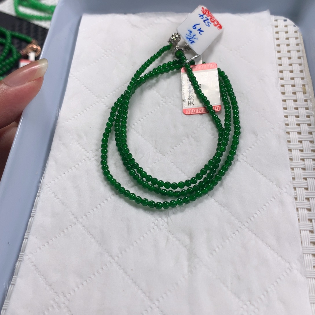 翡翠未镶嵌颈饰项链