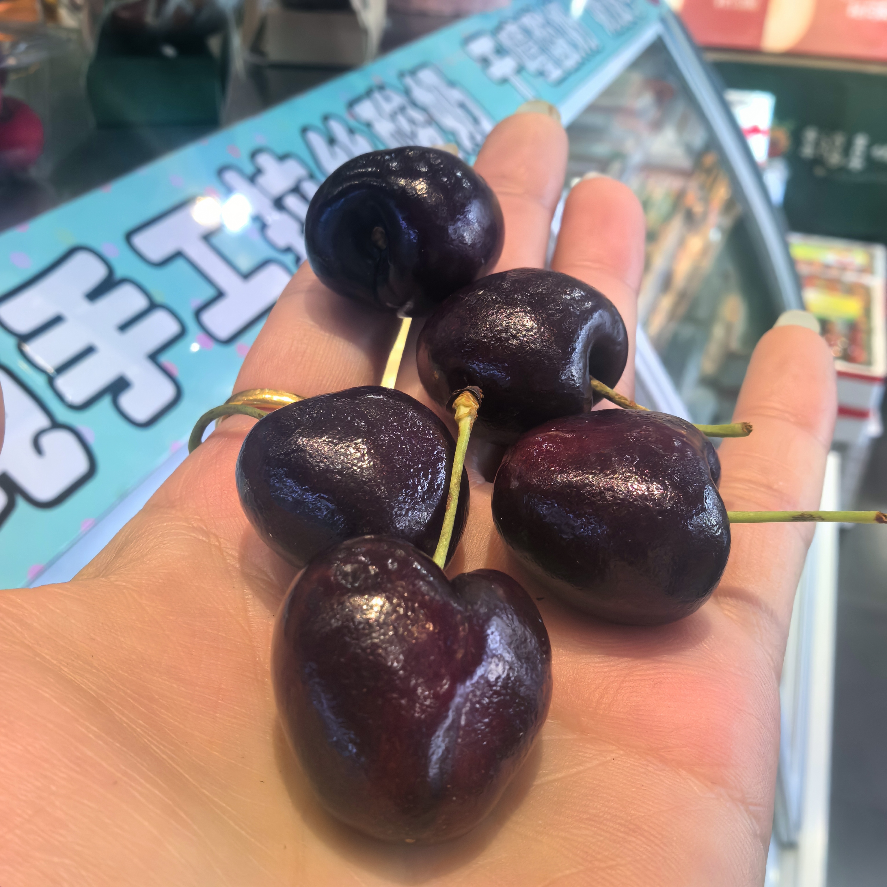 JD海运拉宾斯车厘子一箱五斤(果杆压痕坑洼正常机械伤智利