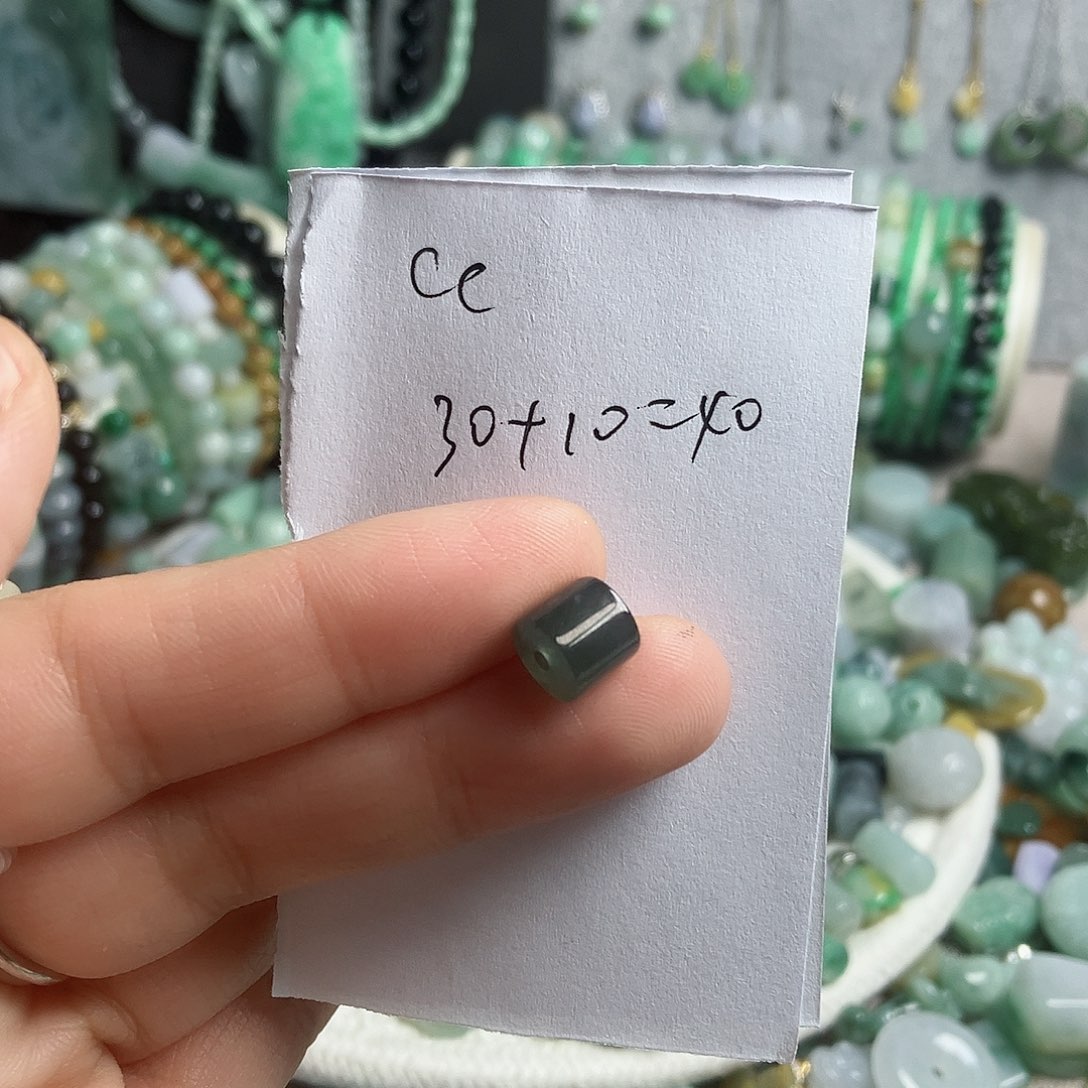 翡翠颈饰未镶嵌c****睡桶珠