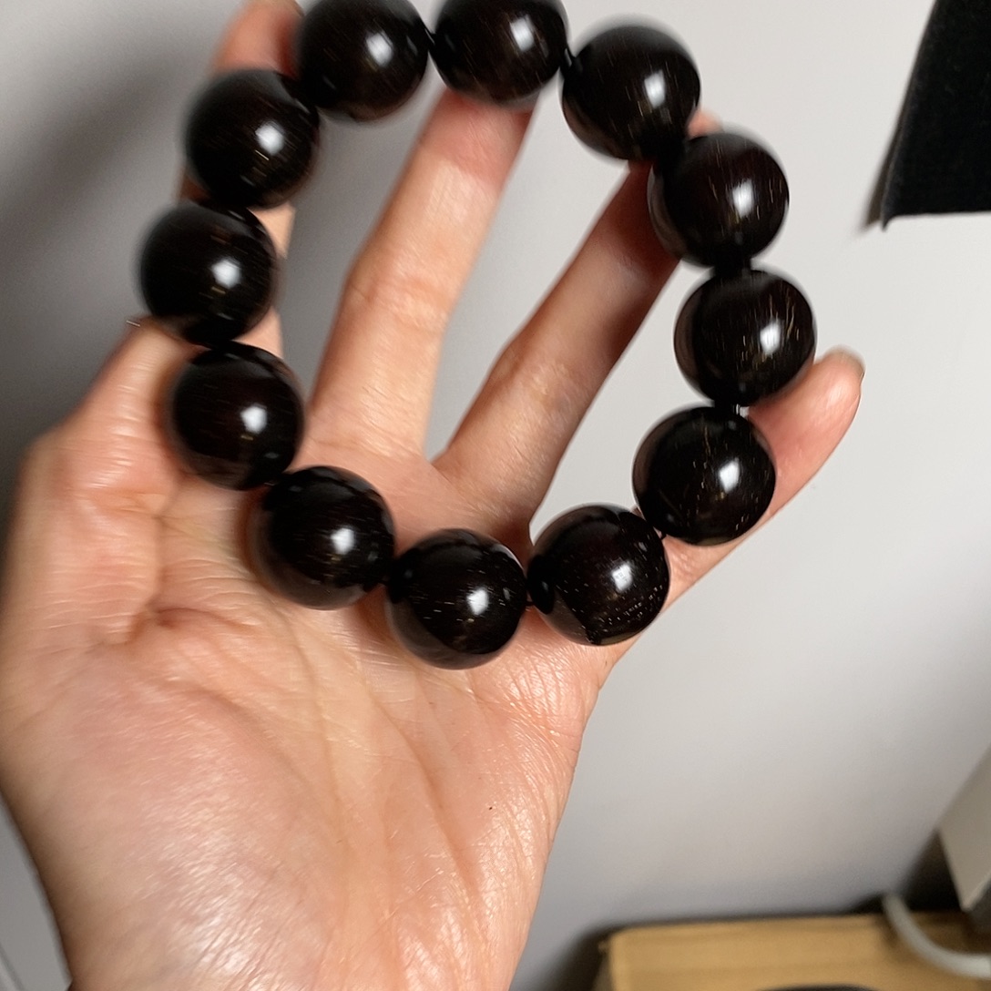 檀香紫檀（小叶紫檀）b****,