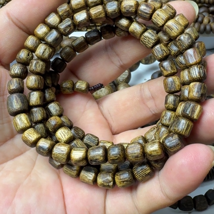 沉香手串岁***G乌身手串20克加