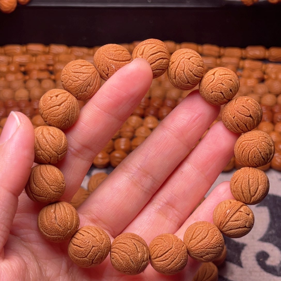 吊坠桃核龙纹地球仪15