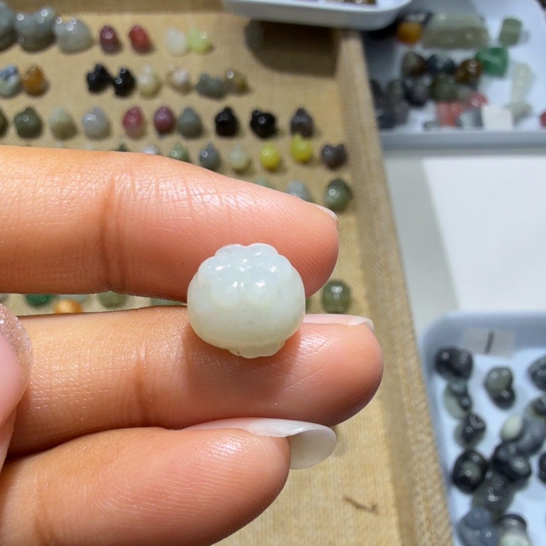 ****奇和田玉未镶嵌珠宝奇石