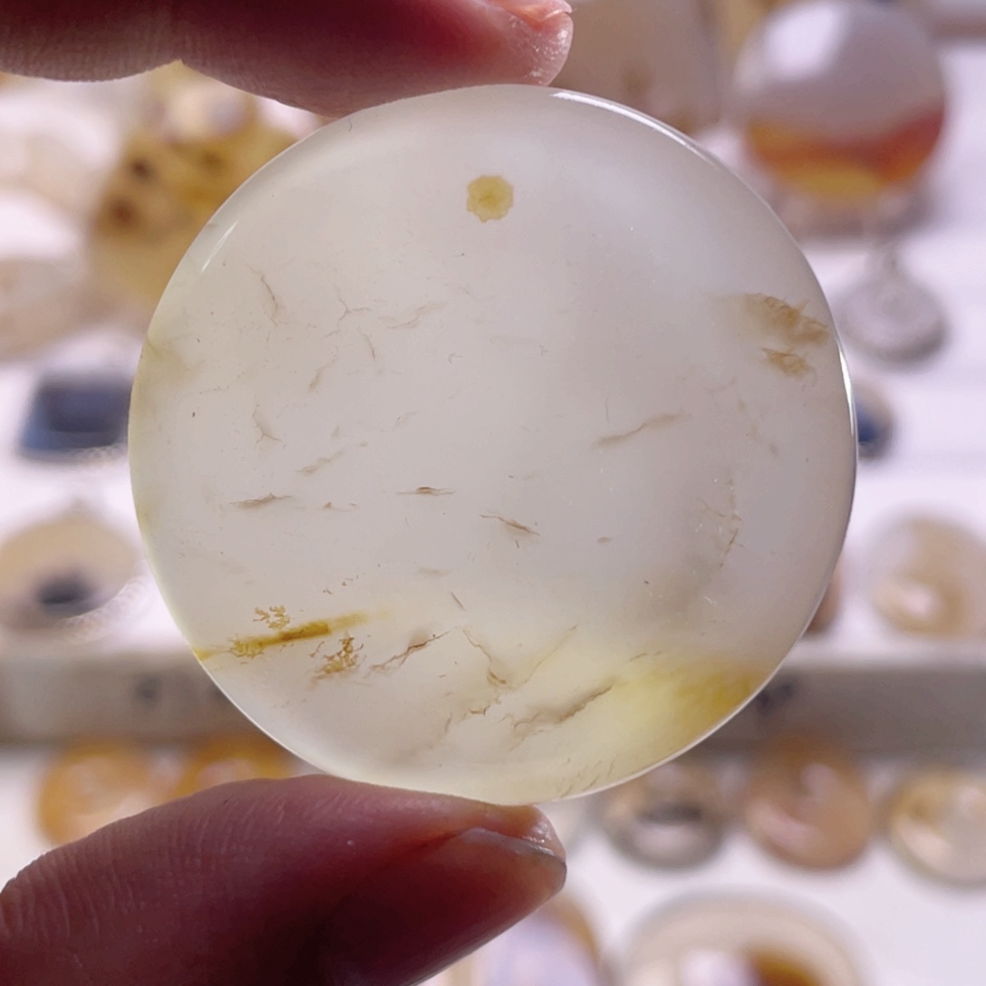 玛瑙/玉髓未镶嵌珠宝奇石