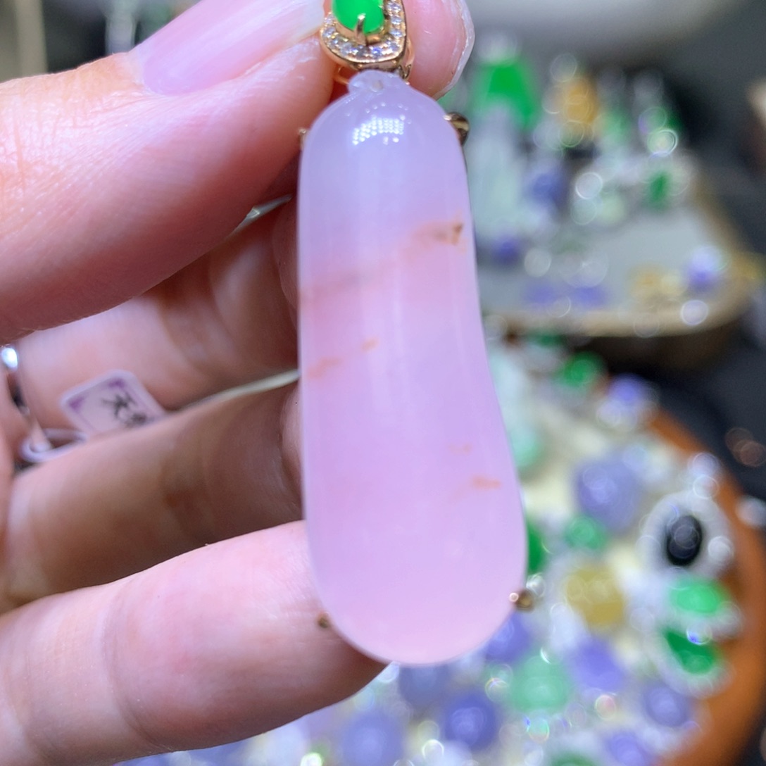 【闪购商品】翡翠颈饰18K金镶嵌翡翠吊坠项链