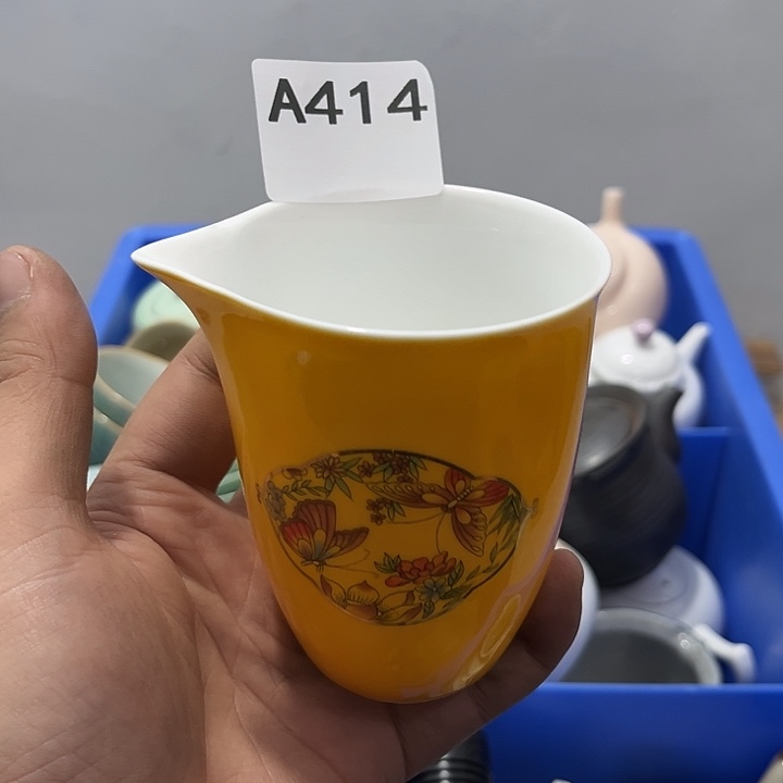 焰***兄茶具默认微瑕瓷器、茶具、壶、摆件，介意勿拍 