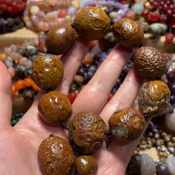 M***u石英石非金属阿拉善原石