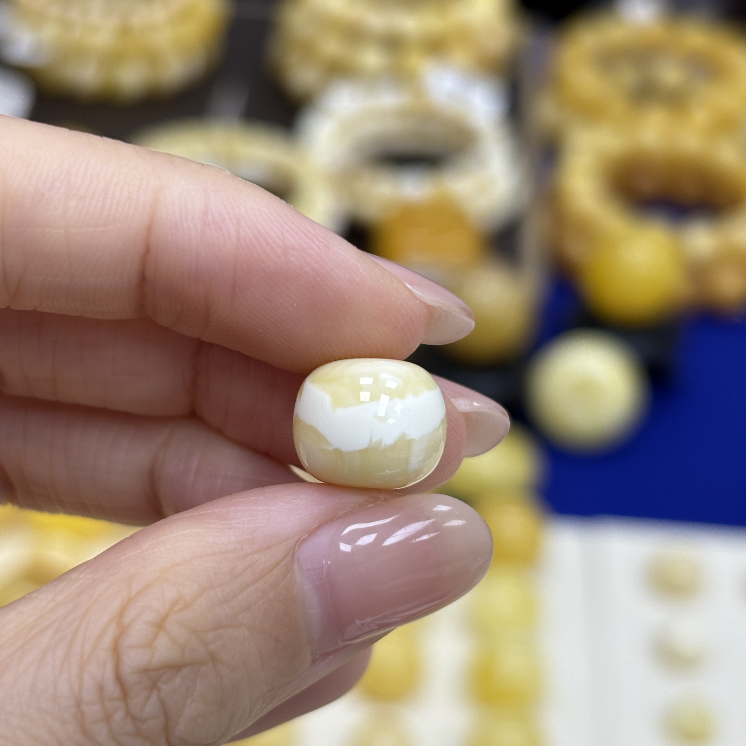 11.8*9.9mm · 8-小妖珠宝天然原矿琥珀蜜蜡