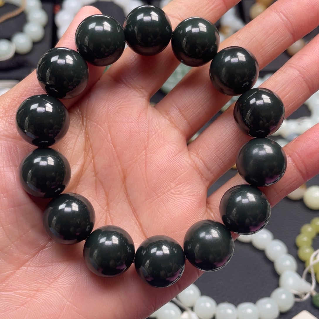 和田玉未镶嵌手链