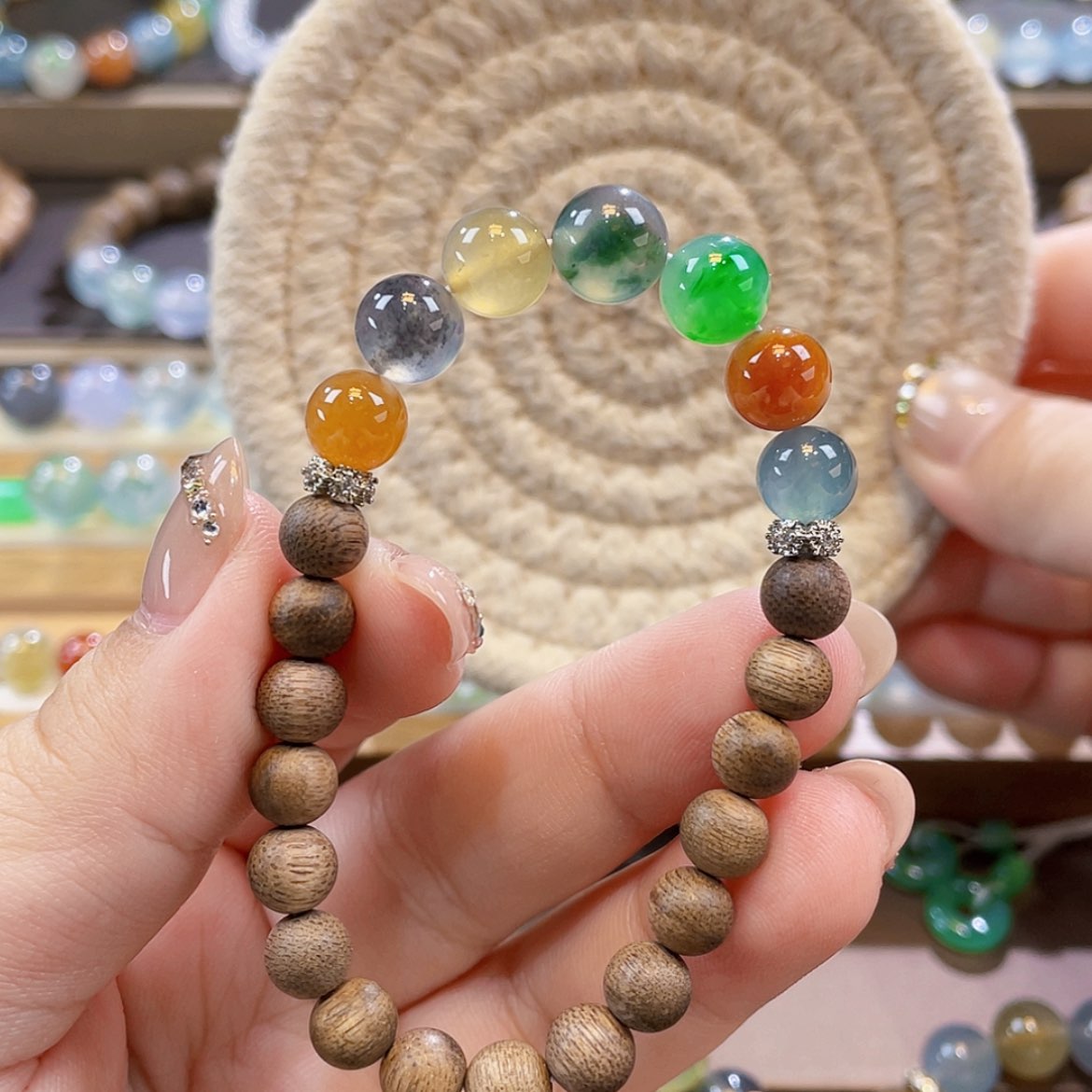 【闪购商品】未镶嵌手链翡翠福利价！浓彩多宝