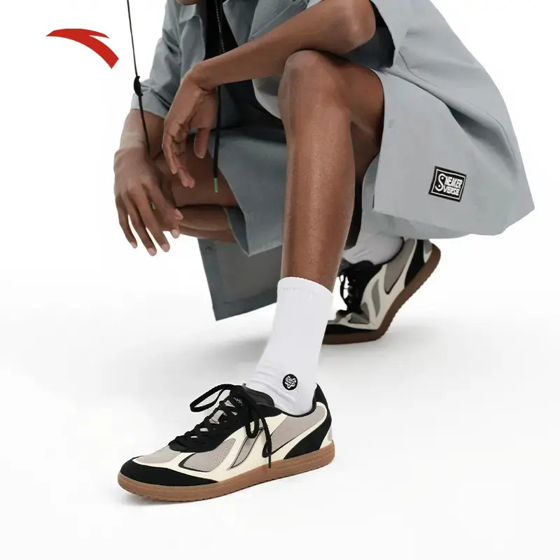 安踏Smoggy迷雾板鞋秋冬新款薄底户外时尚舒适百搭潮流复古休闲鞋