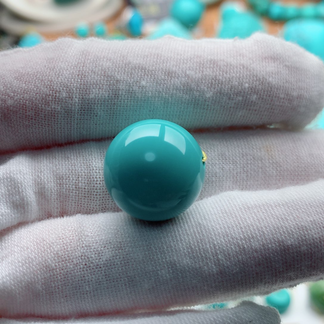 绿松石颈饰未镶嵌