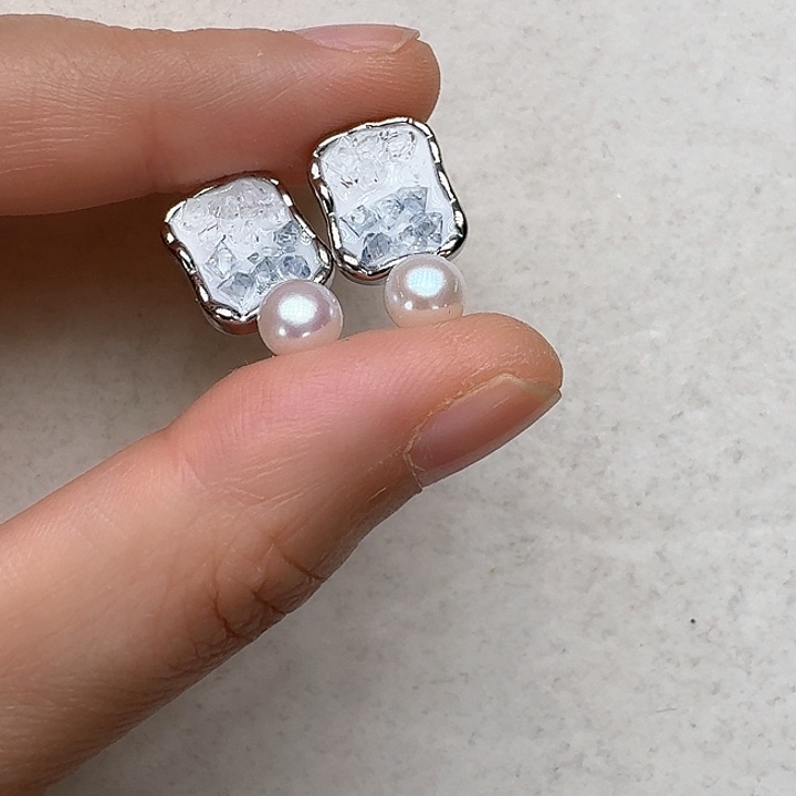 淡水珍珠耳饰未镶嵌