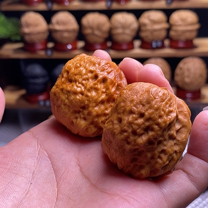 文玩核桃吊坠龙脊妖蝉17