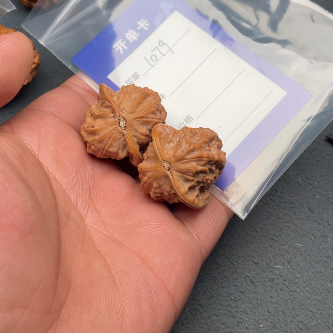 核桃把件35瓷娃娃，1079号