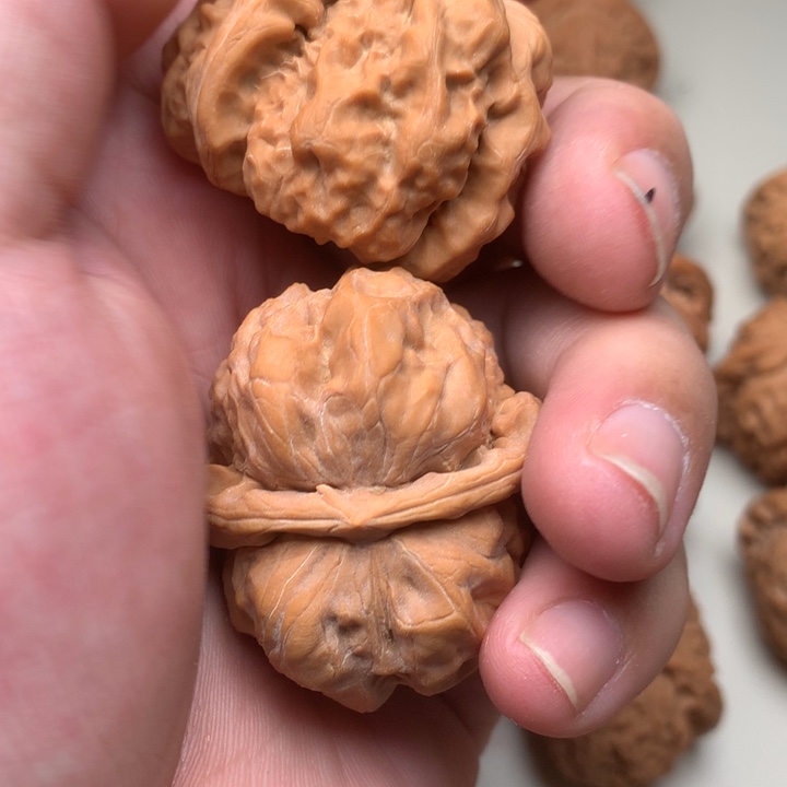 3***子文玩核桃吊坠蛤蟆